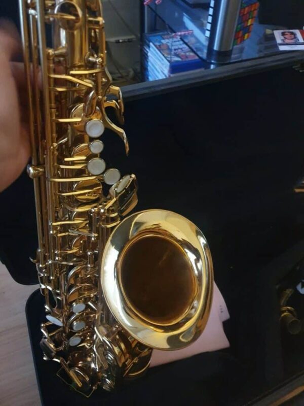 Elkhart Alto Saxophone with Protective Yamaha case